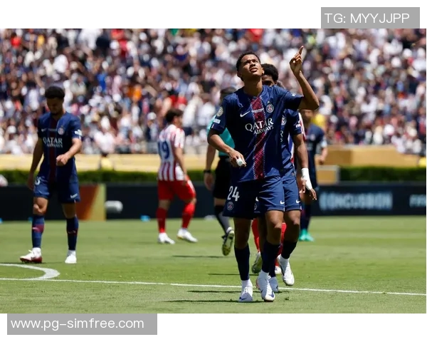 足总杯精彩对决拜仁绝杀巴黎圣日耳曼全场沸腾瞬间回顾 足总杯精彩对决拜仁绝杀巴黎圣日耳曼全场沸腾瞬间回顾